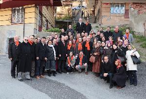 Esentepe Mahallesi’nde Sevgi Yürüyüşü...