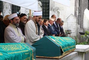 İlçe yönetim kurulu üyesi Saibe Kara'nın amcasının cenaze namazını kıldık. 